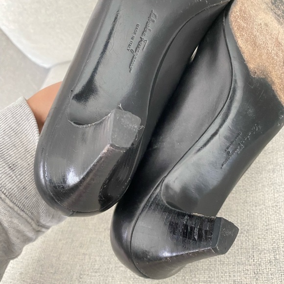 Salvatore Ferragamo Black Leather Vintage Pointy Kitten Heels Size 7 - Picture 6 of 8